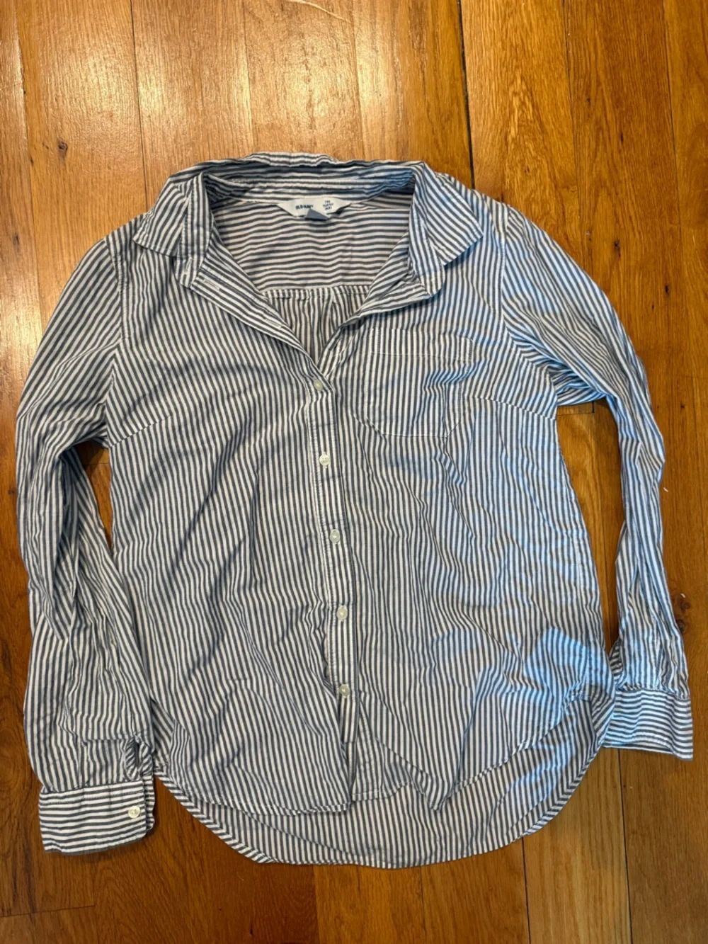 Old Navy Blue and White Vertical Stripe Button-Down Shirt